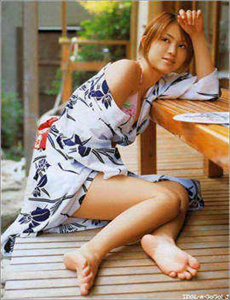 《中文 在线 有码 制服 视频-红衣手记粤语》